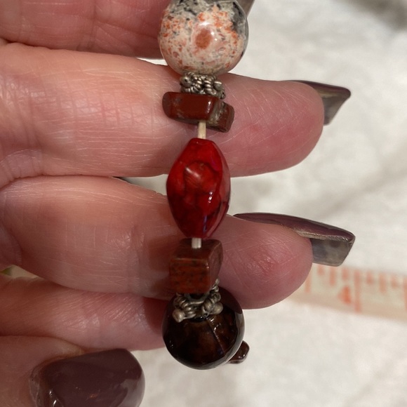 Howlite Ibis Jasper stones Vintage bracelet with Howlite and silver earrings - Picture 7 of 9